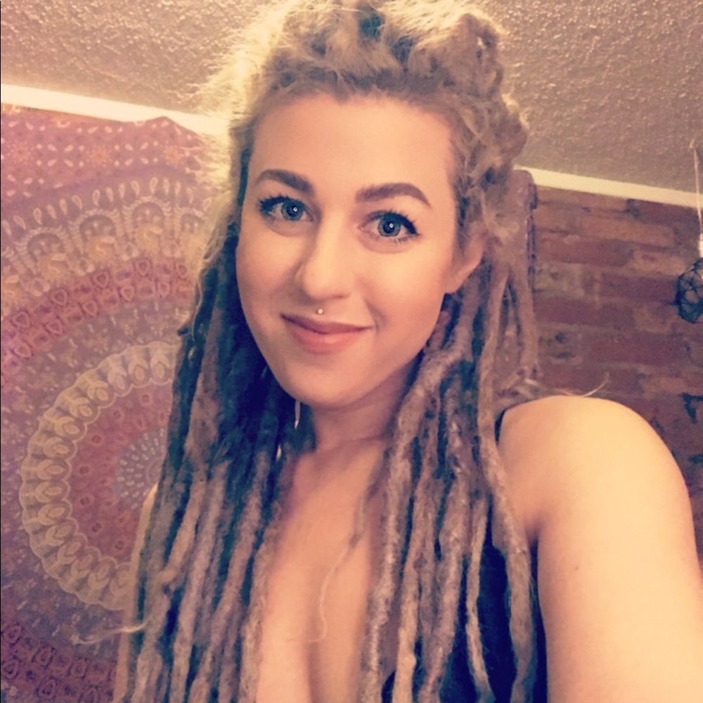 Meet your Posher, Coraline